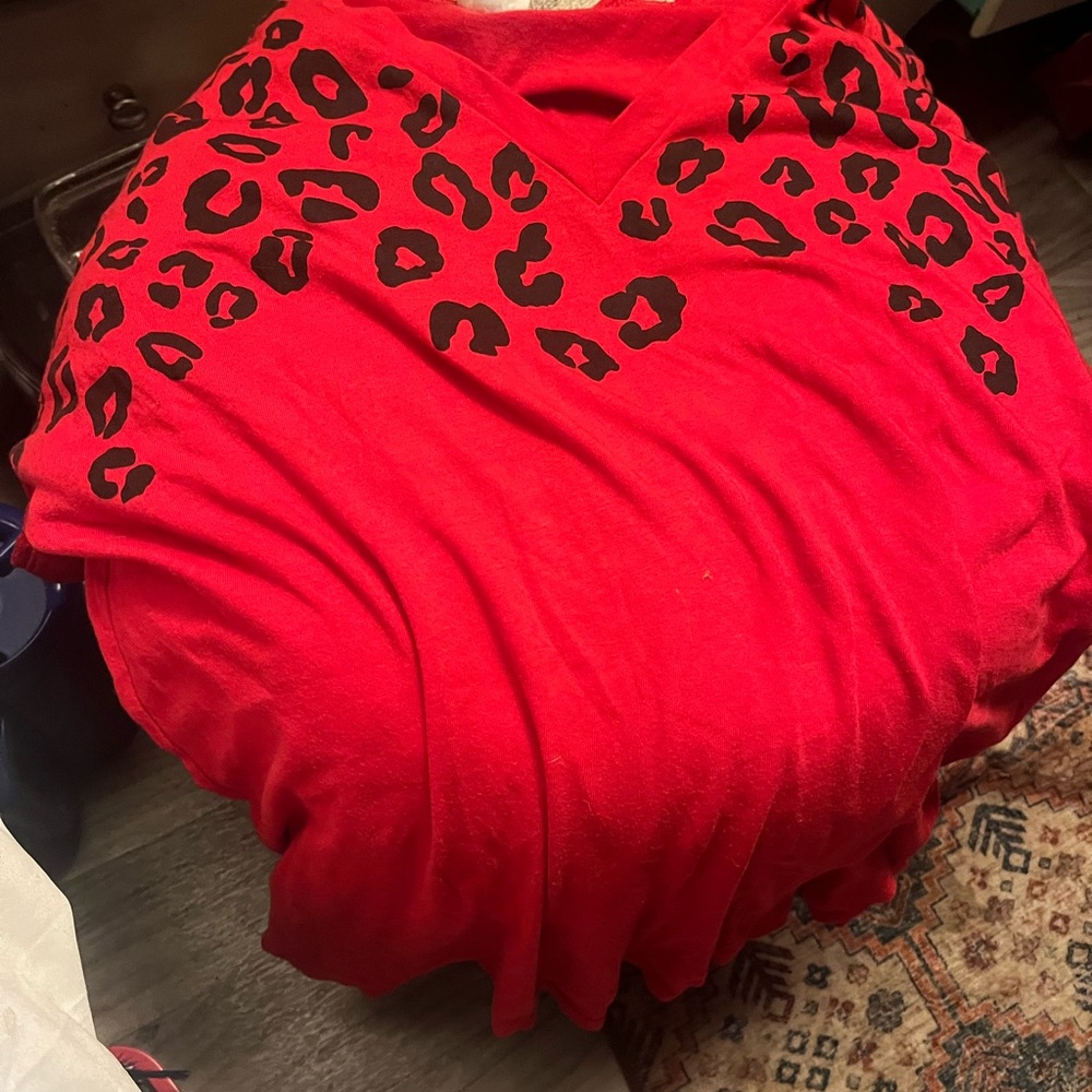 PINK Victoria's Secret Red Leopard Print Tee